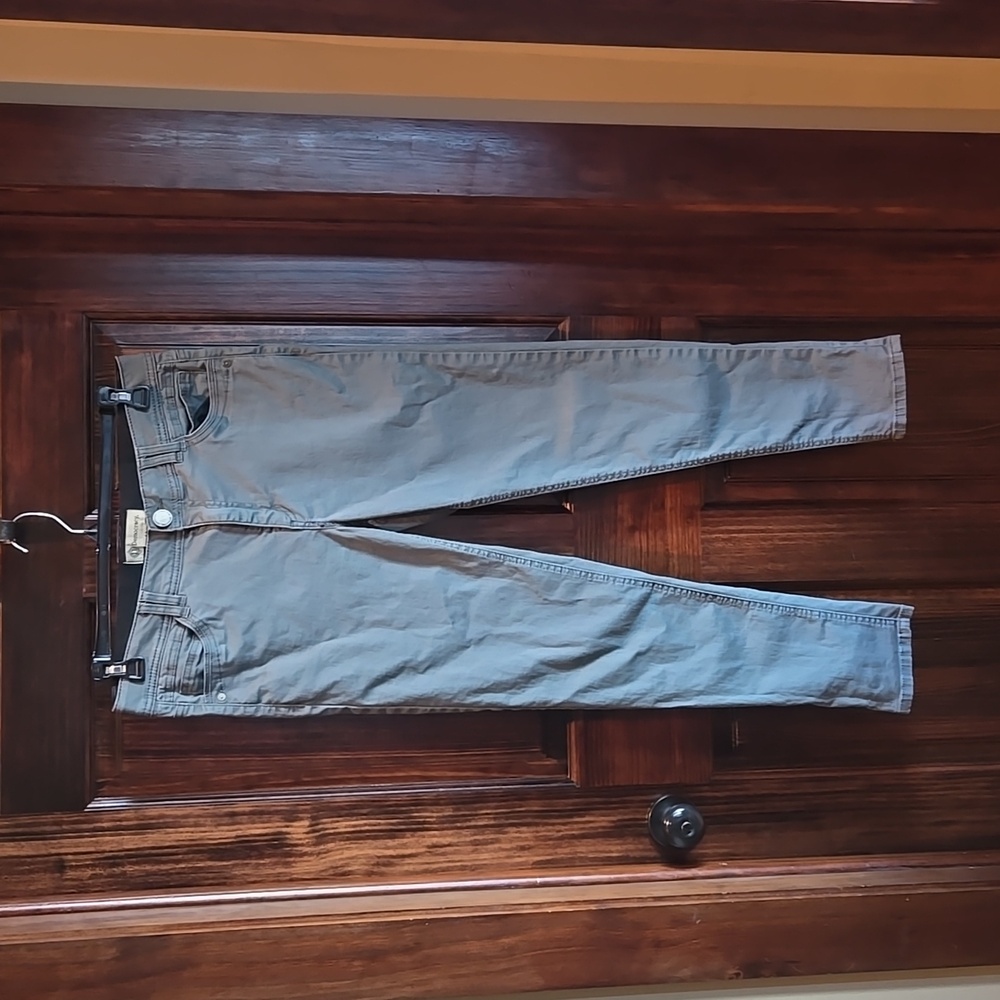 Democracy olive green jeans size 12 AB Technology